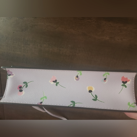 Kate Spade Pink Crossbody Bag with Floral Design - Picture 9 of 16